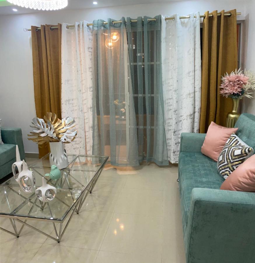 Vip Home ซานติอาโก เด ลอสกาบาเญโรส ภายนอก รูปภาพ